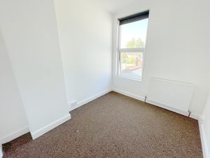 Colne Road- click for photo gallery